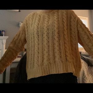 American Eagle Sweater